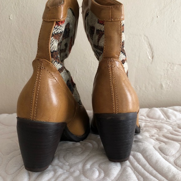 Western style booties leather uppers, Aztec print - Picture 6 of 12